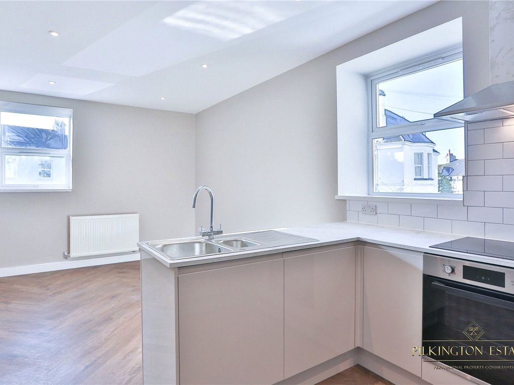 1 bed flat for sale in Ford Park Road, Plymouth, Devon PL4, £160,000