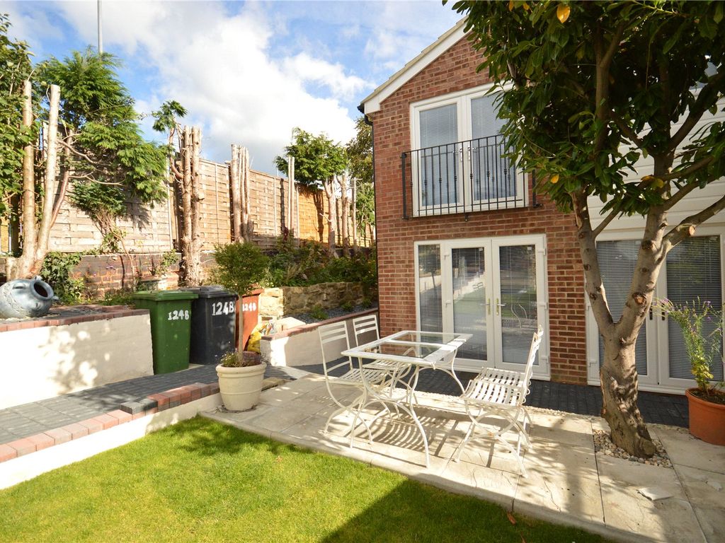 3 bed semidetached house for sale in Tinshill Road, Cookridge, Leeds