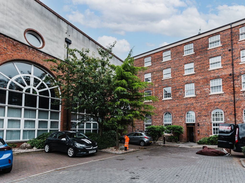 2 bed flat for sale in Cook Street, Tradeston, Glasgow G5, £175,000 Zoopla