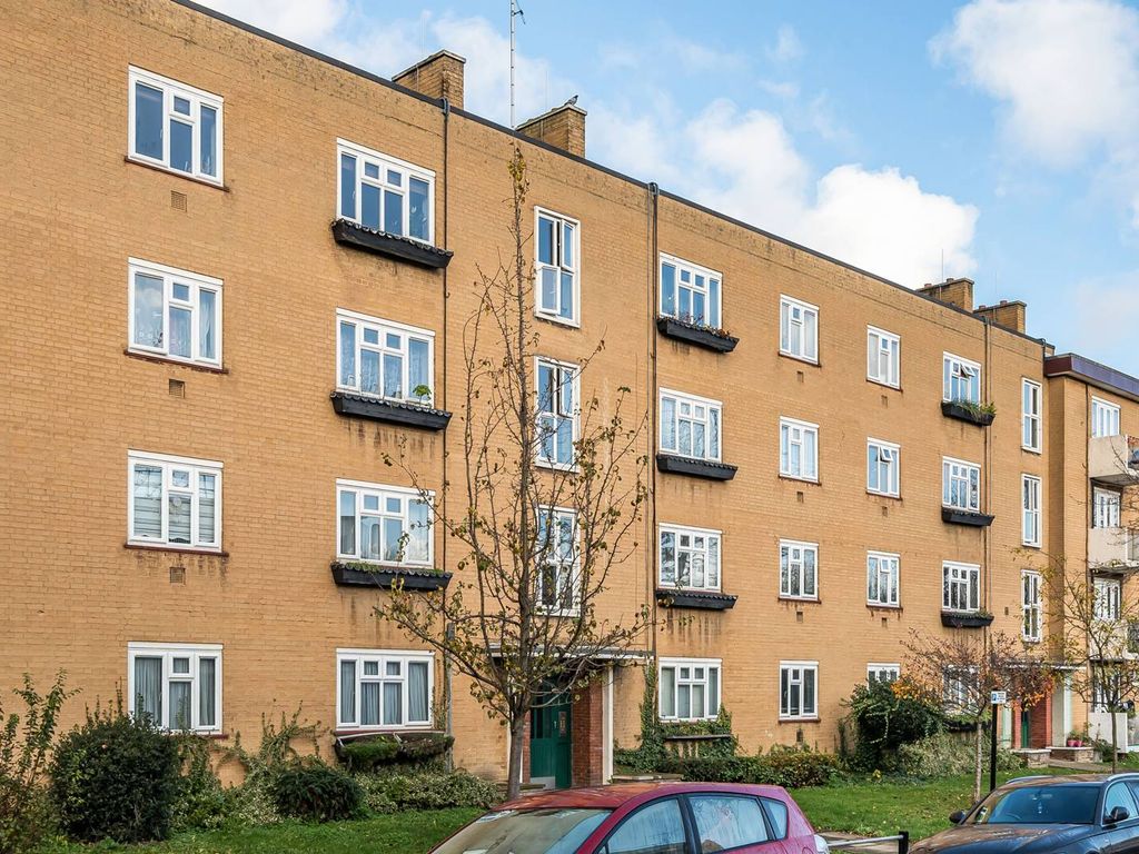 2 bed flat for sale in Brook Road, Hornsey, London N8, £420,000 Zoopla