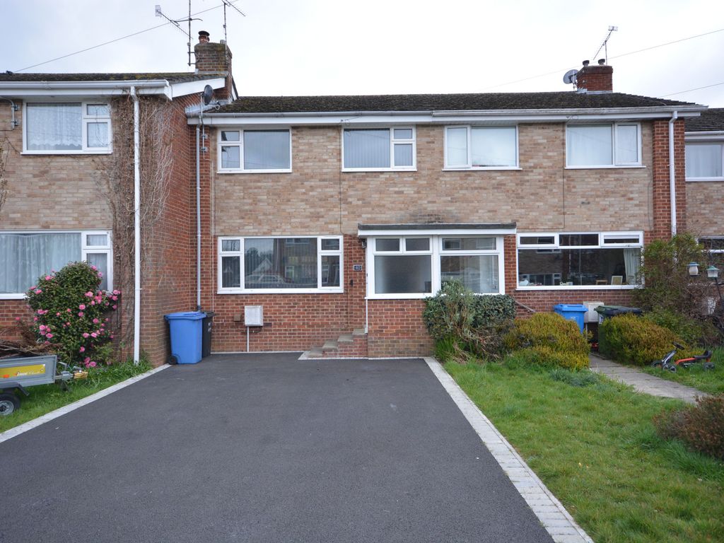 3 bed terraced house for sale in Fairview Drive, Broadstone BH18 Zoopla