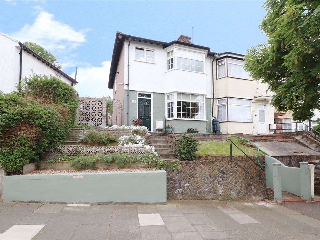 3 bed semidetached house for sale in Commonwealth Way, Abbey Wood
