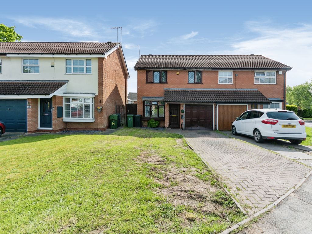 3 bed semidetached house for sale in Chelworth Road, Birmingham B38, £