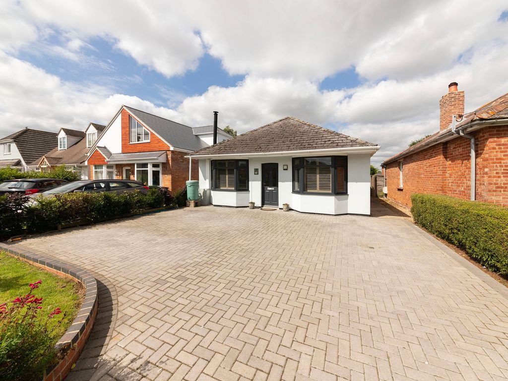 4 bed detached house for sale in Abingdon Road, Drayton OX14, £575,000 Zoopla