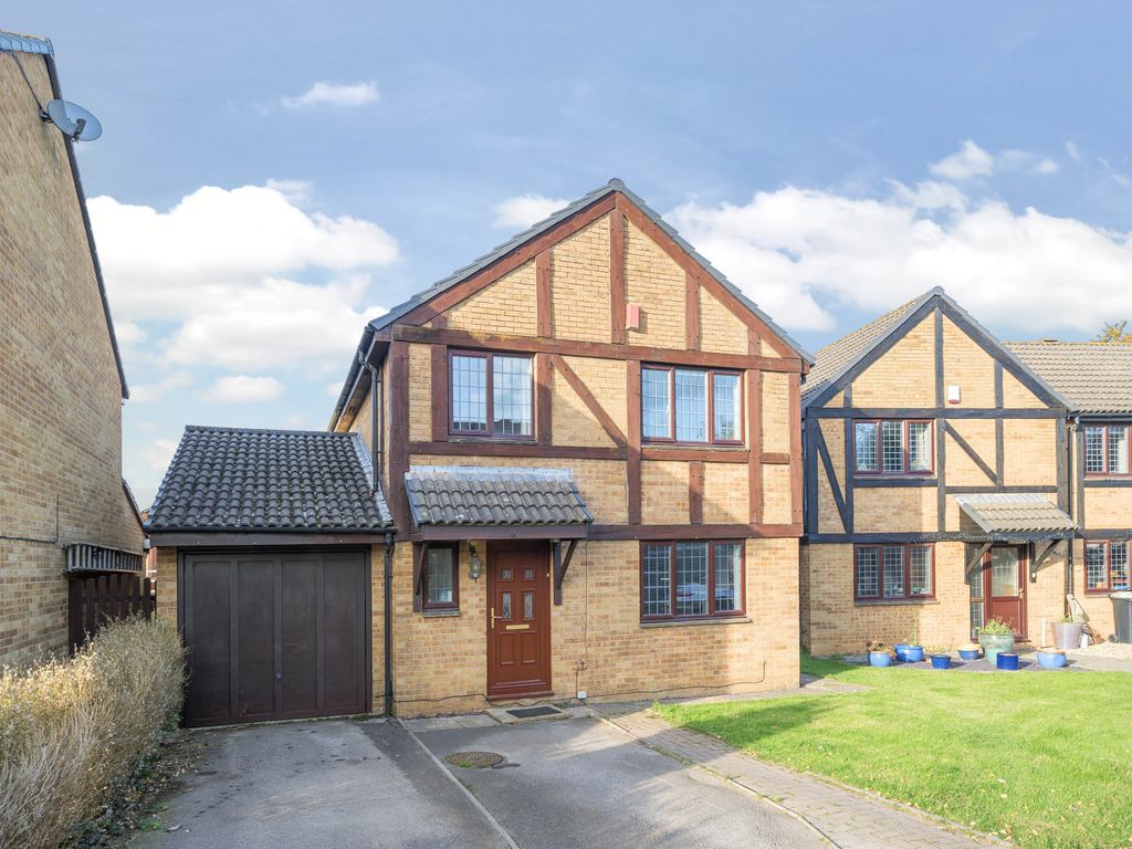 4 bed detached house for sale in Homefield, Yate, Bristol