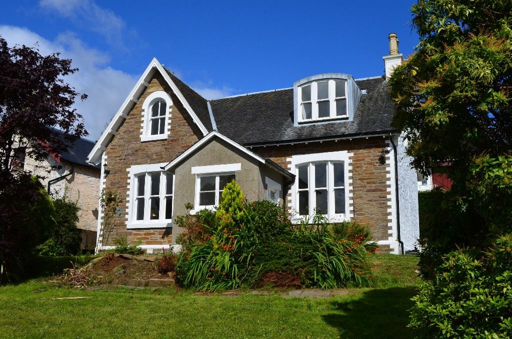 3 bed detached house to rent in Ivy Cottage, Argyll Road, Kilcreggan