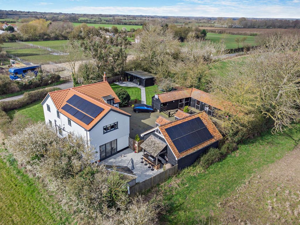 4 bed detached house for sale in Hoo Road, Charsfield, Woodbridge