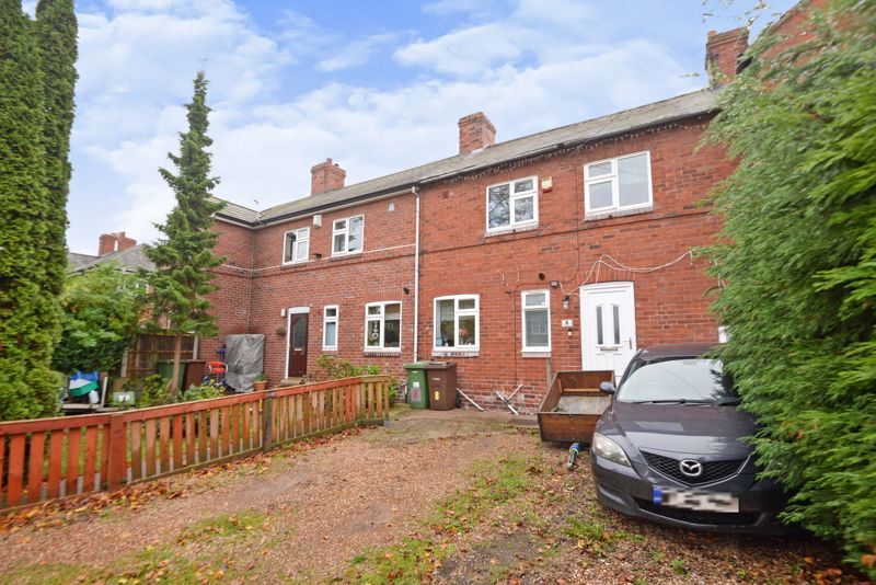 3 bed property for sale in Saxon Mount, Pontefract WF9 Zoopla