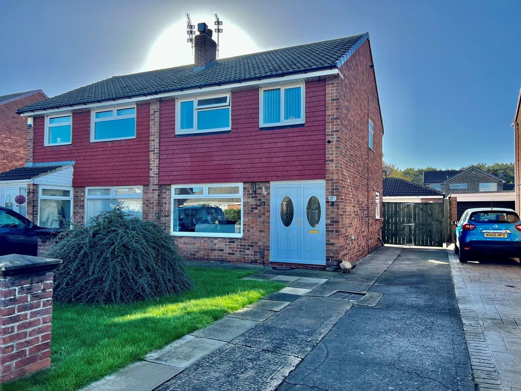 3 bed semidetached house for sale in Draycott Close, Redcar TS10 Zoopla