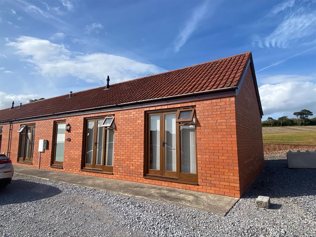 2 bed bungalow to rent in Elm Lodge, Withiel Farm, Cannington TA5, £
