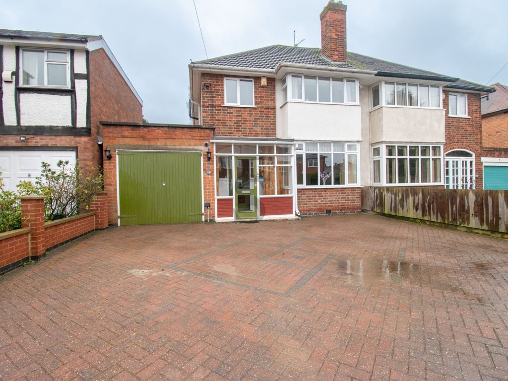 3 bed semidetached house for sale in Hartfield Road, Leicester LE5, £