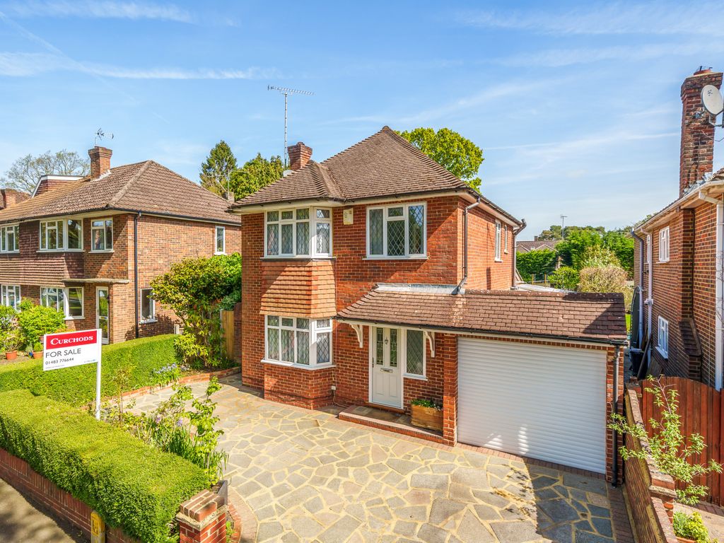 3 bed detached house for sale in East Hill, Woking GU22 Zoopla