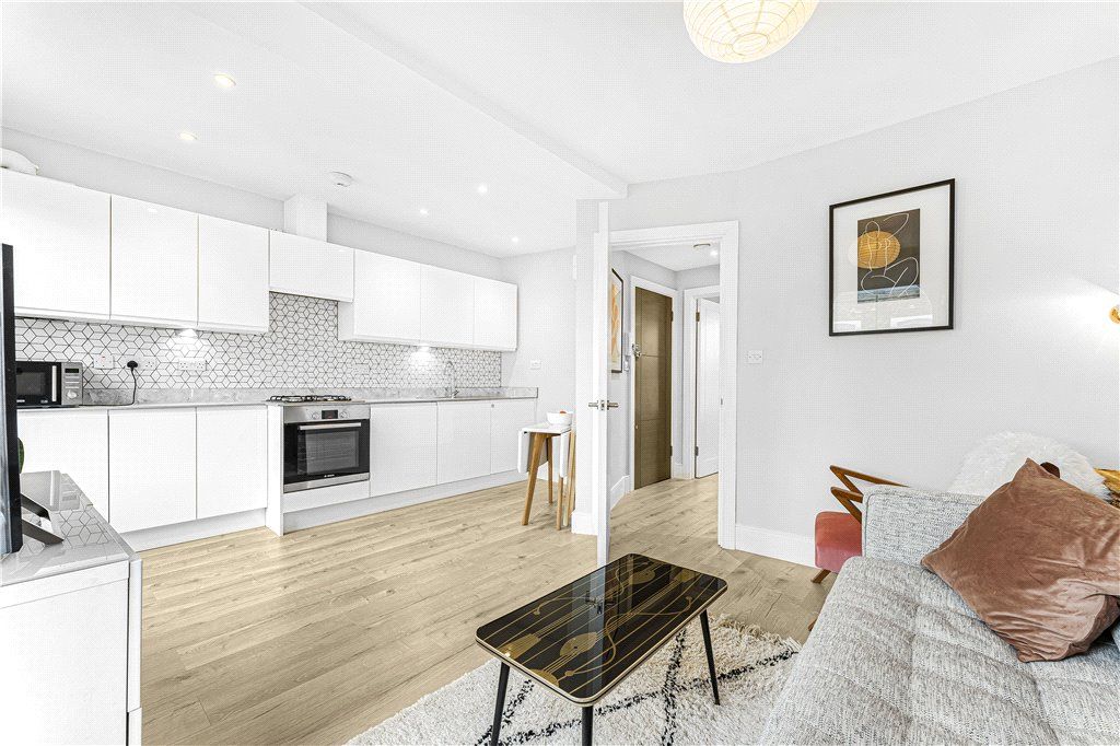 1 bed flat for sale in Lower Clapton Road, London E5, £325,000 Zoopla