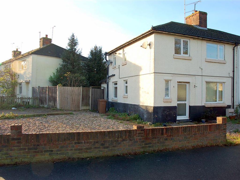 3 bed semidetached house for sale in North Avenue, Chelmsford CM1, £