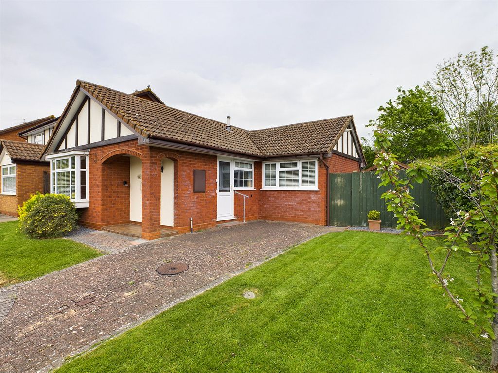 2 bed bungalow for sale in Cheriton Close, Up Hatherley, Cheltenham