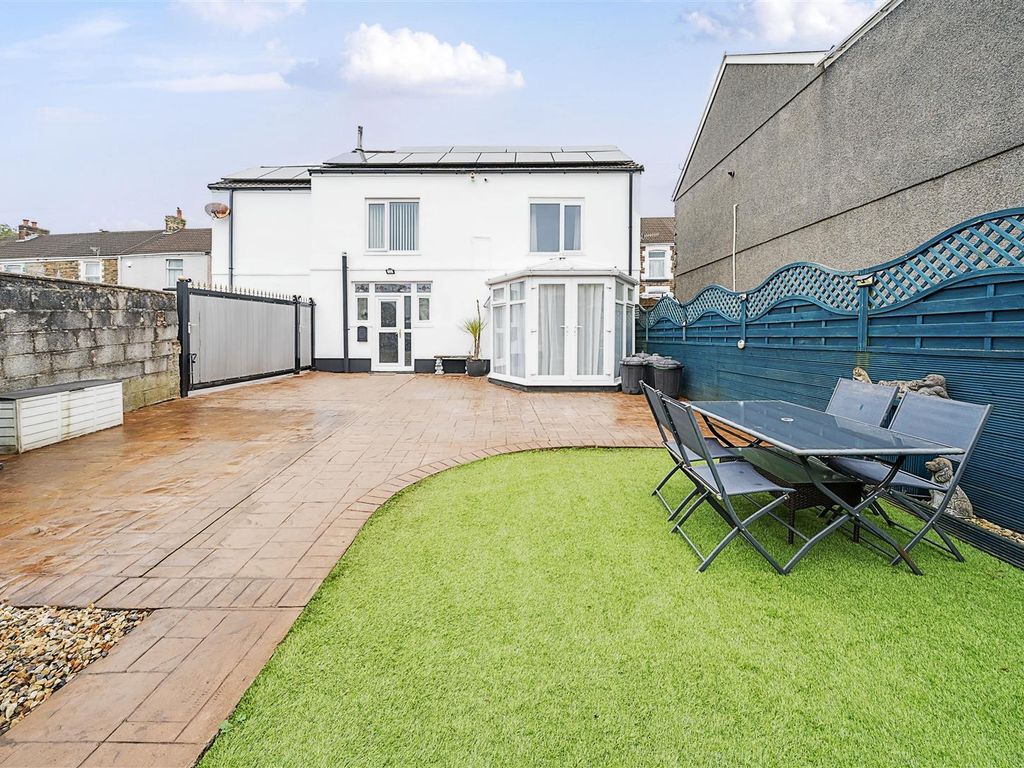 3 bed detached house for sale in Freeman Street, Brynhyfryd, Swansea