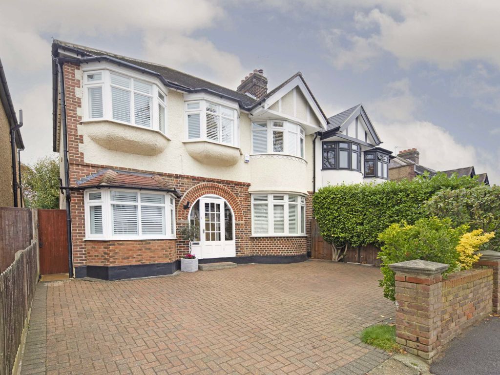 4 bed semidetached house for sale in Queens Drive, Berrylands