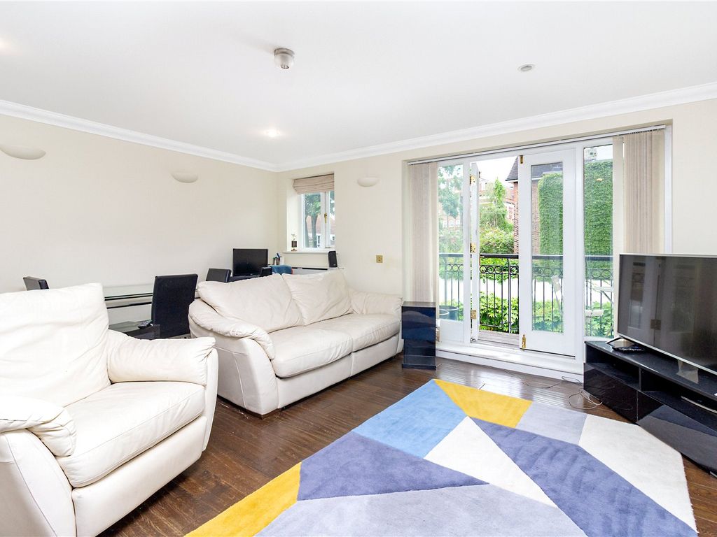 2 bed flat to rent in Larkhall Lane, London SW4, £2,350 pcm Zoopla