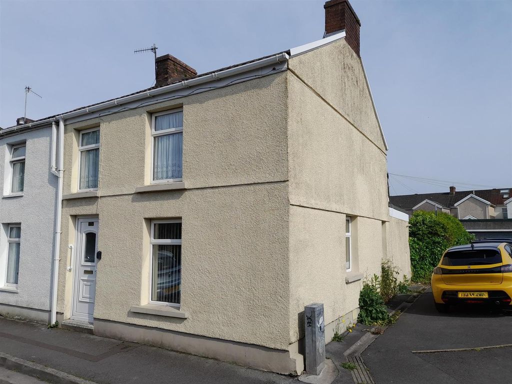 2 bed end terrace house for sale in Swansea Road, Llanelli SA15, £