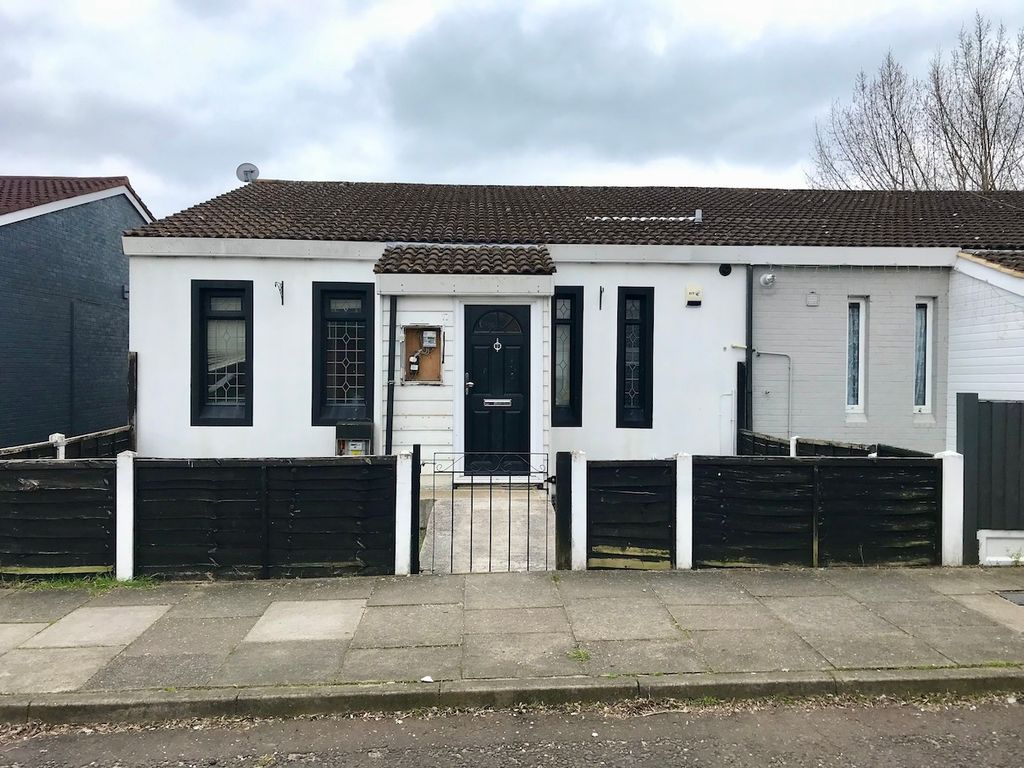 4 bed end terrace house for sale in Springfields, Basildon SS16 Zoopla