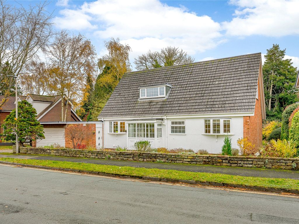3 bed detached house for sale in Thorngrove Road, Wilmslow, Cheshire
