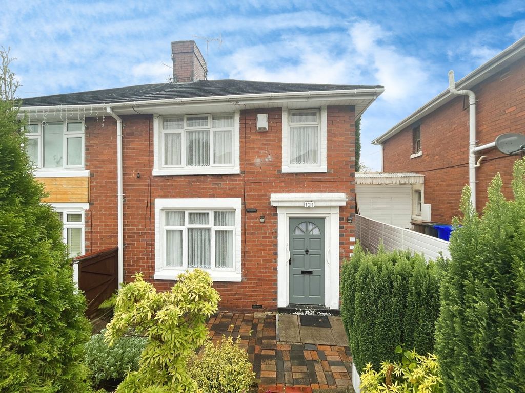 2 bed semidetached house to rent in Sherwin Road, StokeOnTrent, Staffordshire ST6, £750 pcm