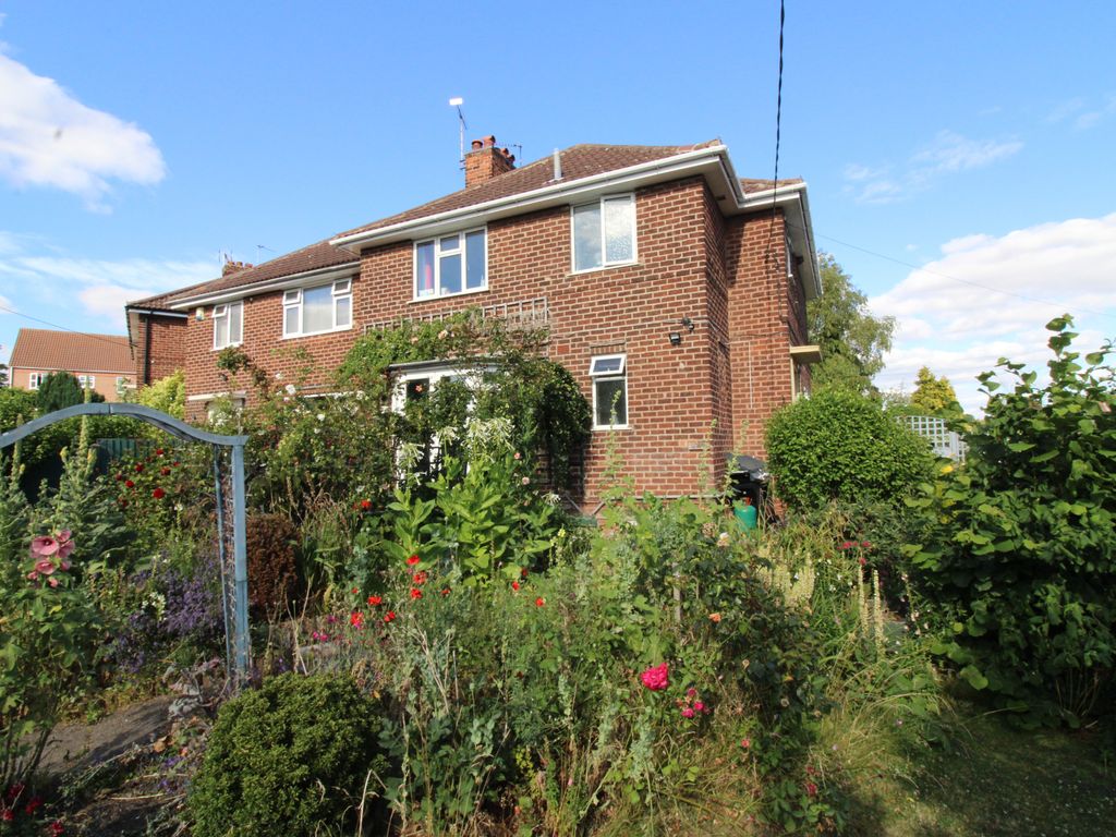 3 bed semidetached house for sale in Old Hall Lane, East Markham