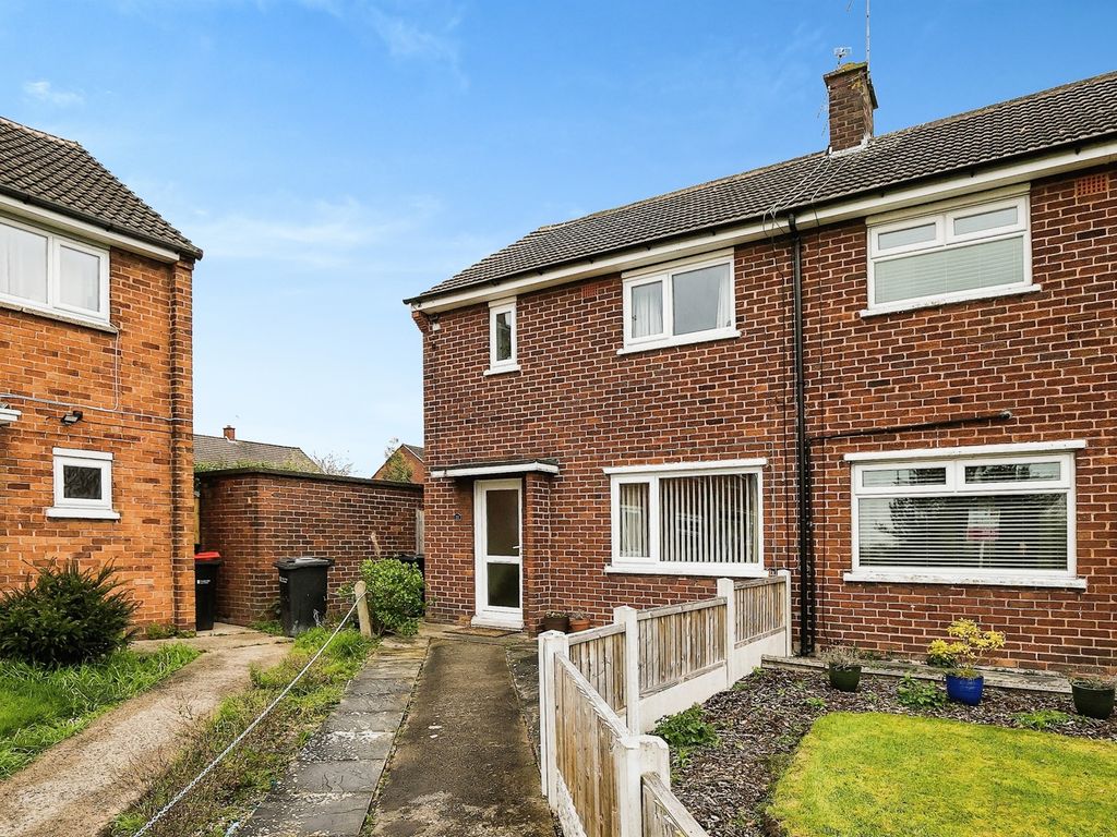 2 bed end terrace house for sale in Thirlmere Road, Chester CH2 Zoopla
