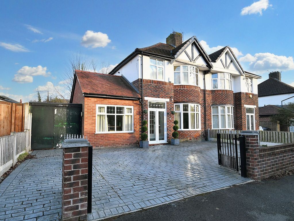 3 bed semidetached house for sale in St. Crescent, Salford M6