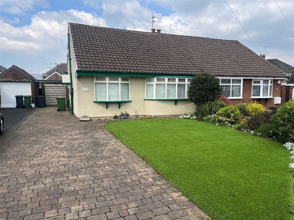2 bed semidetached bungalow for sale in Roedean Close, Maghull, Liverpool L31, £225,000 Zoopla