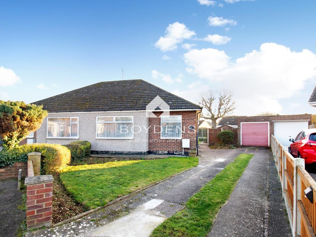 2 bed semidetached bungalow for sale in Rose Avenue, Stanway