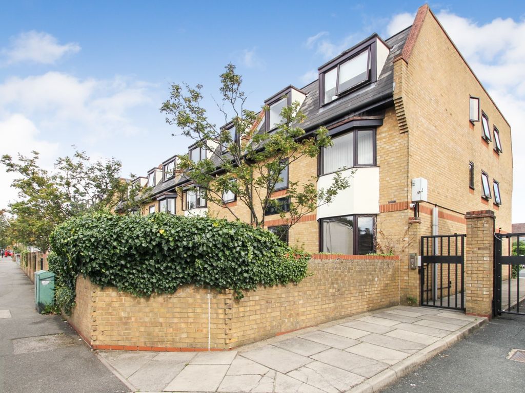 1 bed flat to rent in Woodbridge House, 145 Mornington Road
