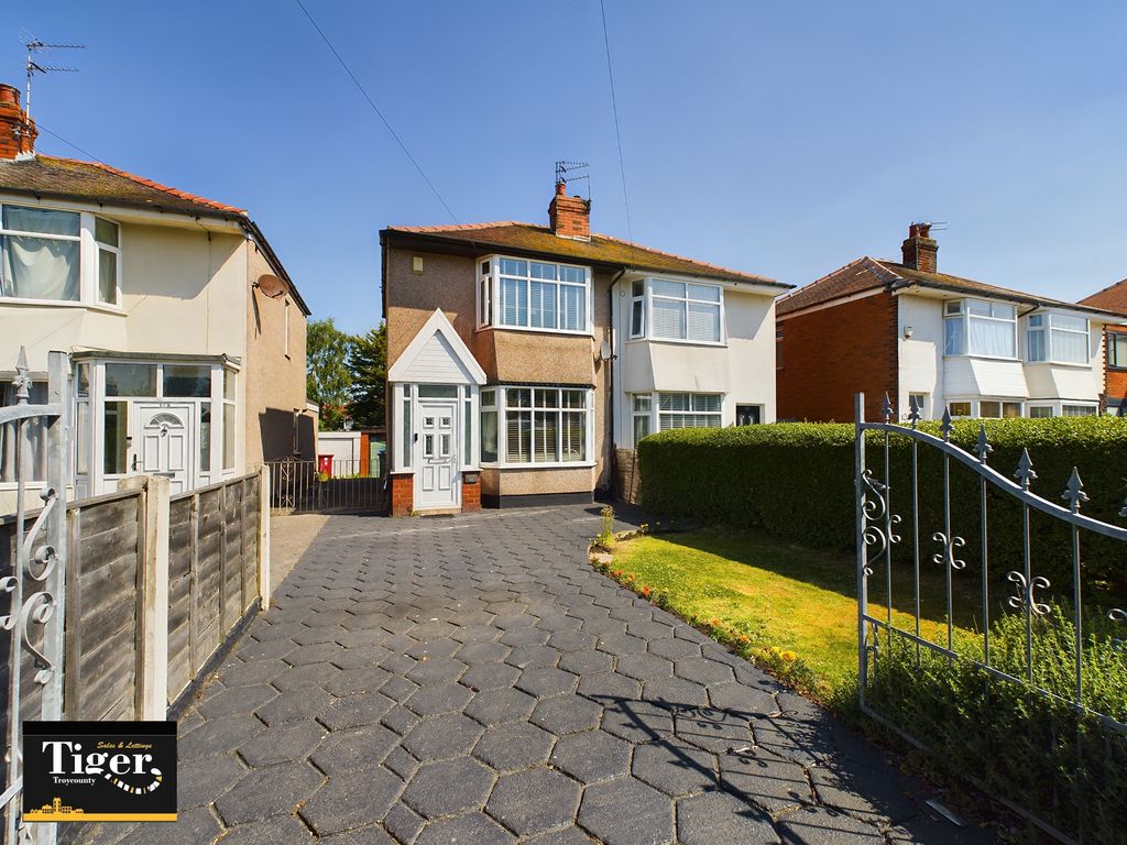 2 bed semidetached house for sale in Newhouse Road, Blackpool FY4 Zoopla