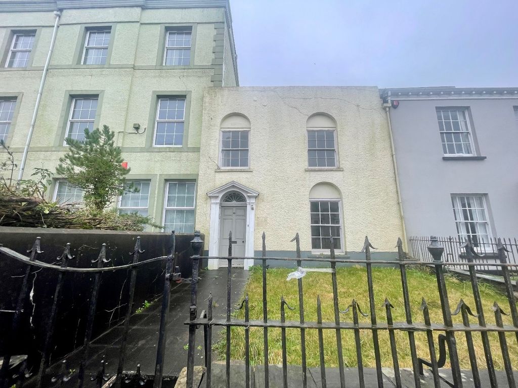 6 bed town house for sale in 2 Spilman Street, Carmarthen