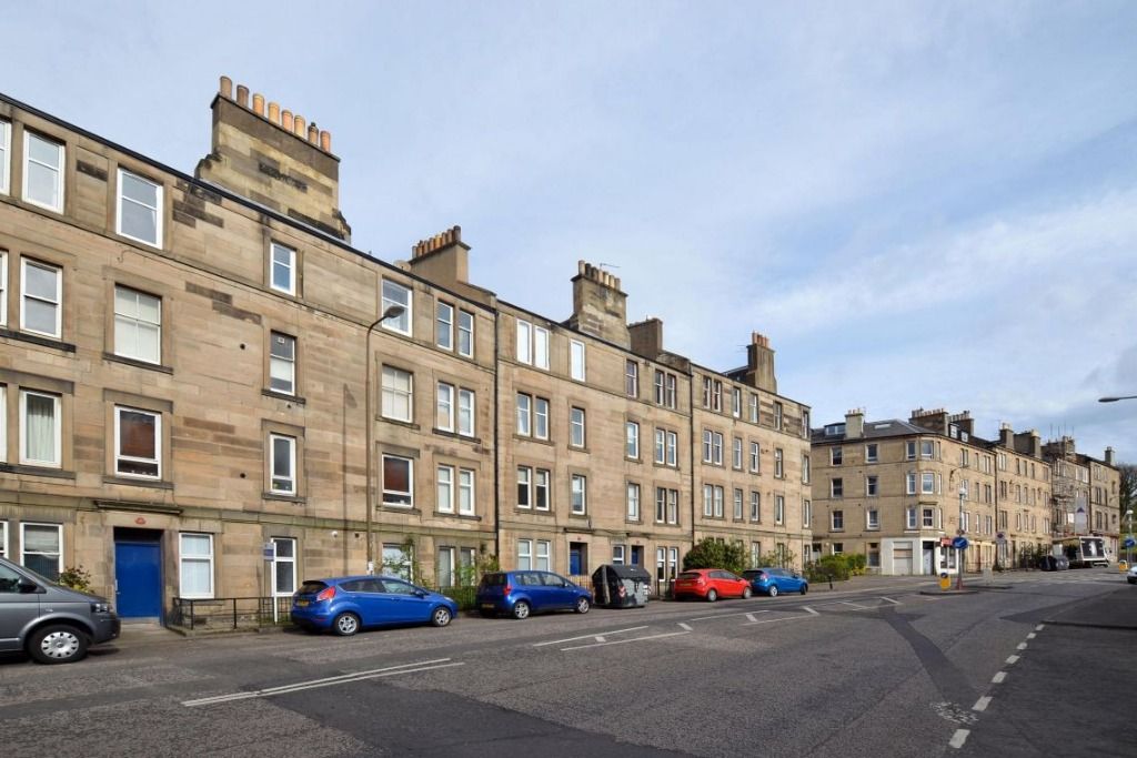 2 bed flat to rent in Roseburn Street, Roseburn, Edinburgh EH12, £1,250