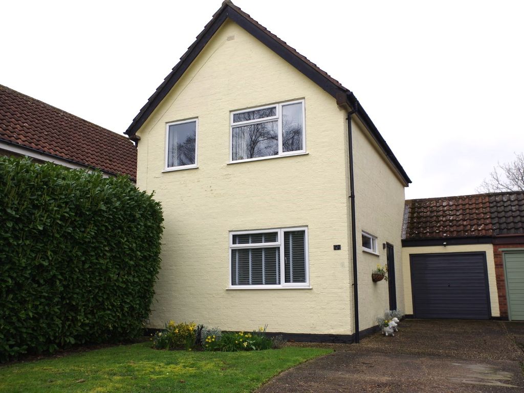 3 bed linkdetached house for sale in Combs Green, Combs, Stowmarket