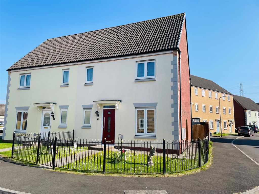 4 bed semidetached house for sale in Ffordd Y Gamlas, Bynea, Llanelli SA14 Zoopla