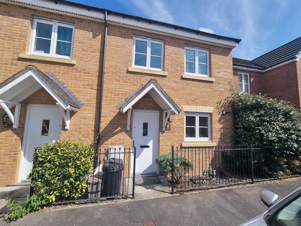 3 bed terraced house for sale in Ffordd Watkins, Birchgrove, Swansea