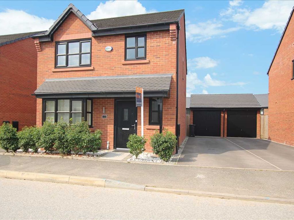 3 bed detached house to rent in Collingwood Way, Westhoughton, Bolton