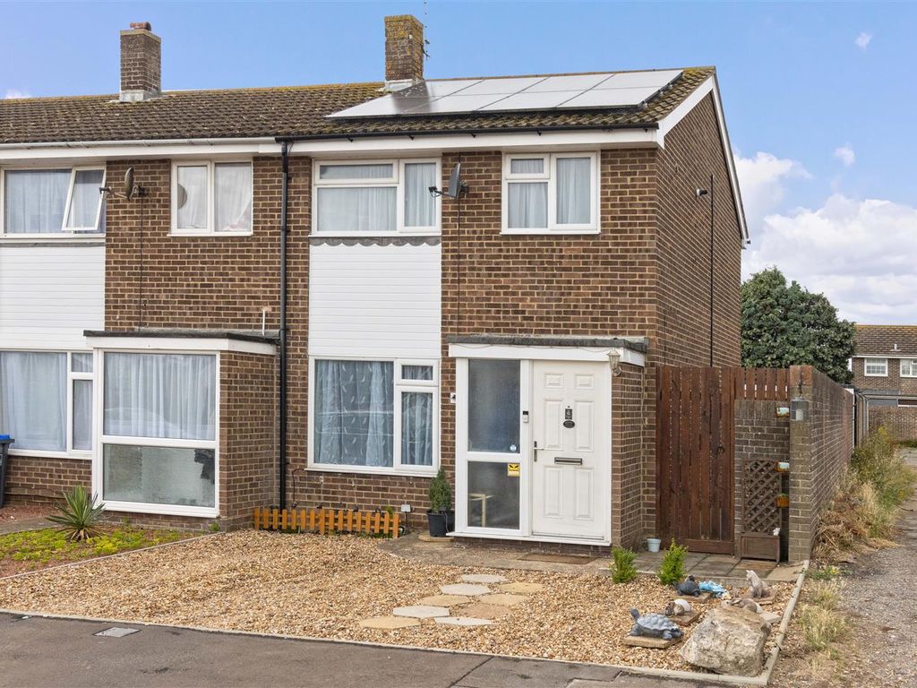 3 bed end terrace house for sale in Boxgrove, GoringBySea, Worthing