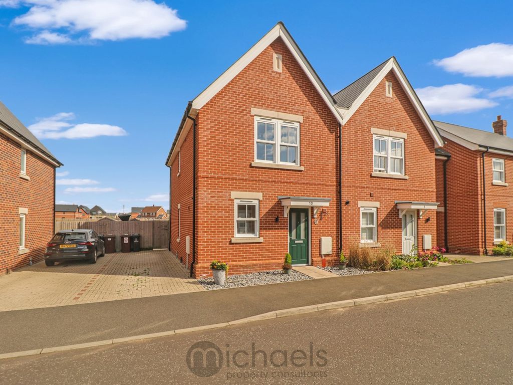 3 bed semidetached house for sale in Panache Road, Colchester CO4 Zoopla
