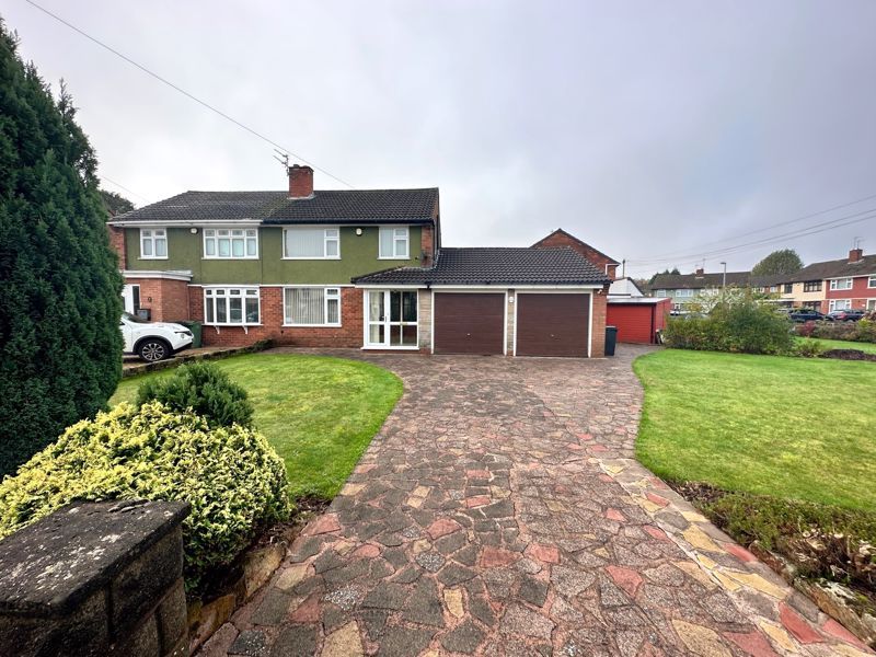 3 bed semidetached house for sale in Kipling Avenue, Coseley, Bilston