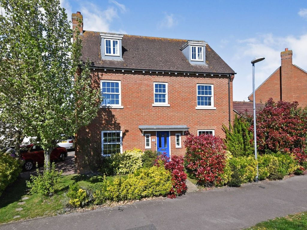 Gershwin Boulevard Witham CM8  