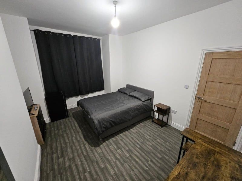 Room to rent in 448 Blandford Road, Beckenham, Blandford BR34Nn BR3, £