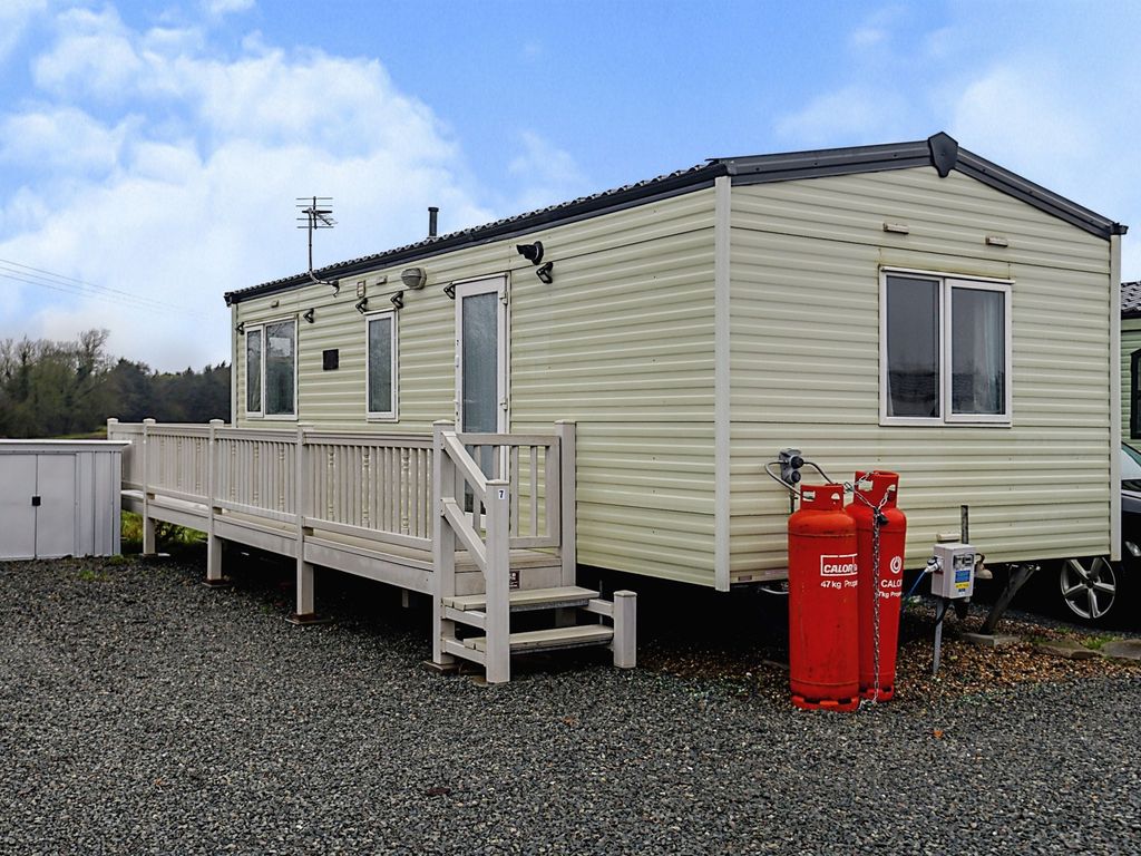 2 bed mobile/park home for sale in Wainfleet Bank, Wainfleet, Skegness