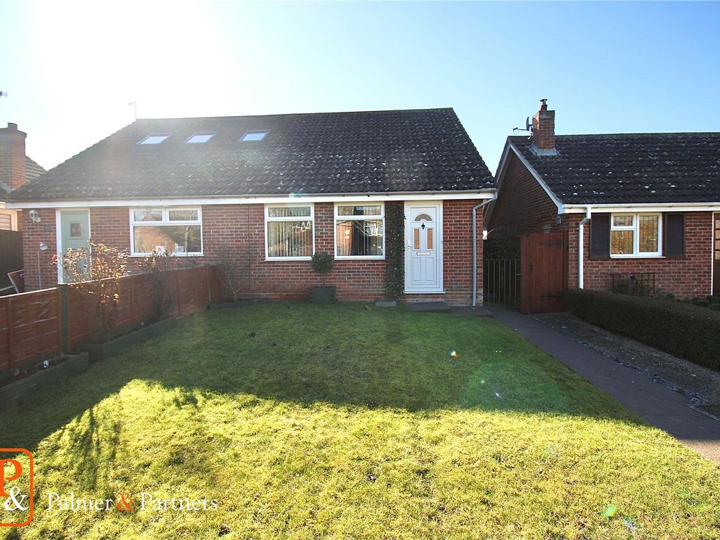2 bed bungalow for sale in Lime Walk, Acton, Sudbury, Suffolk CO10 Zoopla