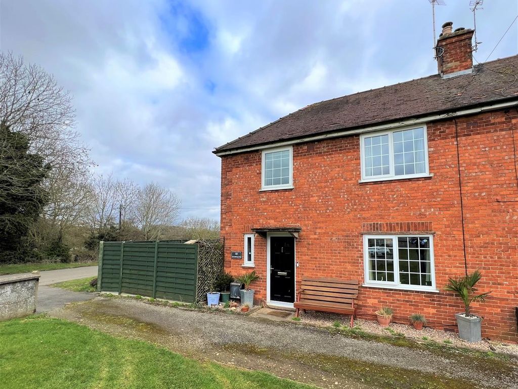 3 bed semidetached house for sale in Woolsthorpe Road, Woolsthorpe By