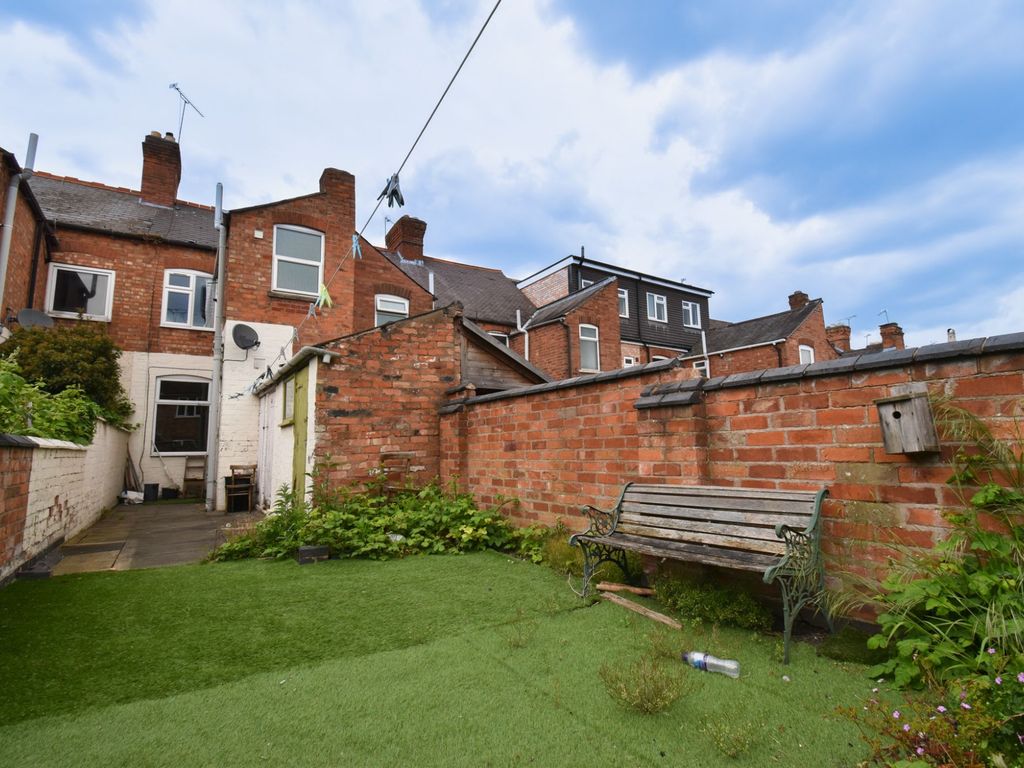 2 bed town house for sale in Pool Road, Leicester LE3 Zoopla