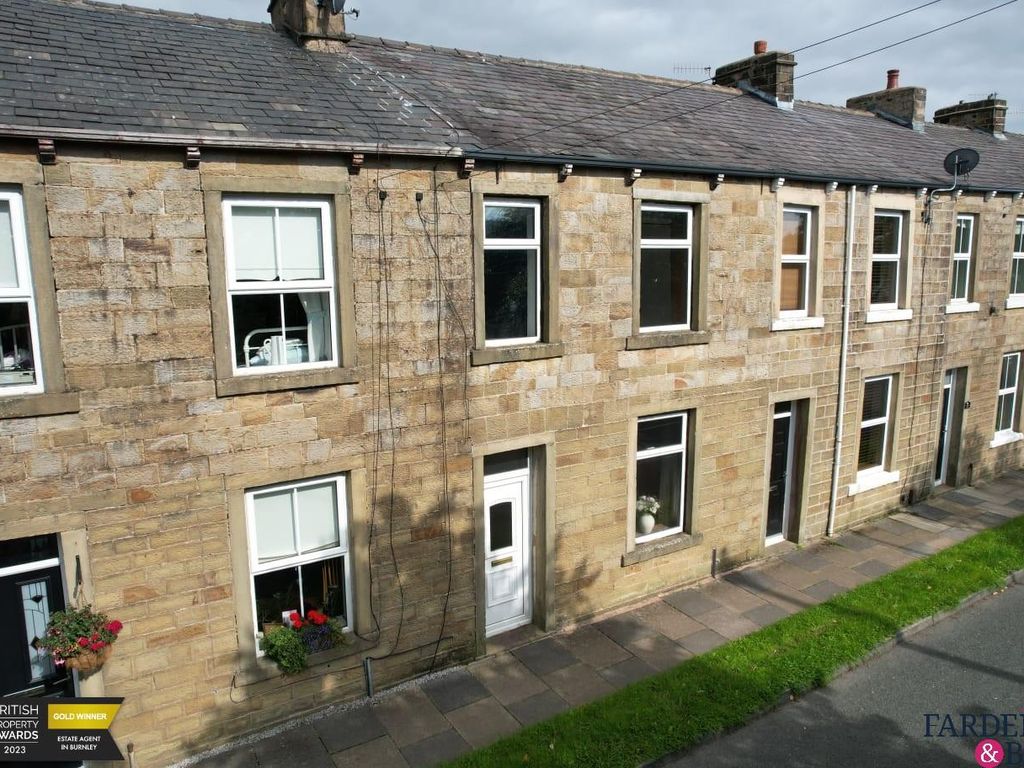 3 bed terraced house for sale in Ridge Row, Brunshaw, Burnley BB10, £