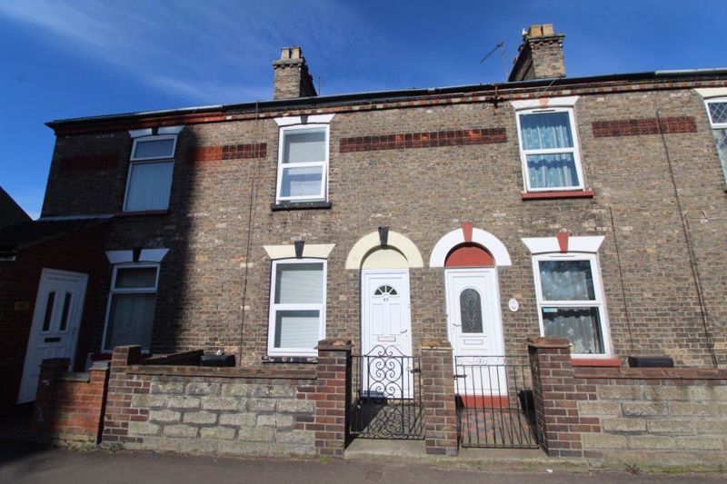 3 bed terraced house for sale in Church Road, Gorleston, Great Yarmouth